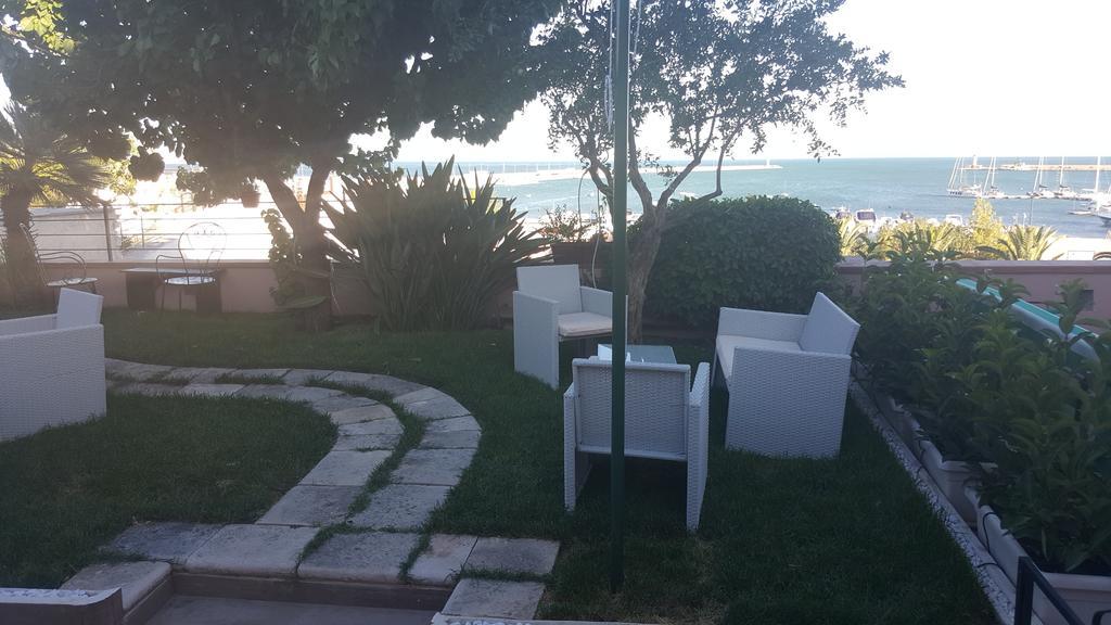 La Dolce Vista - B&B Di Charme Manfredonia Eksteriør billede
