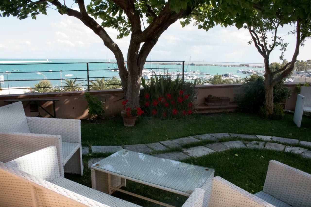 La Dolce Vista - B&B Di Charme Manfredonia Eksteriør billede